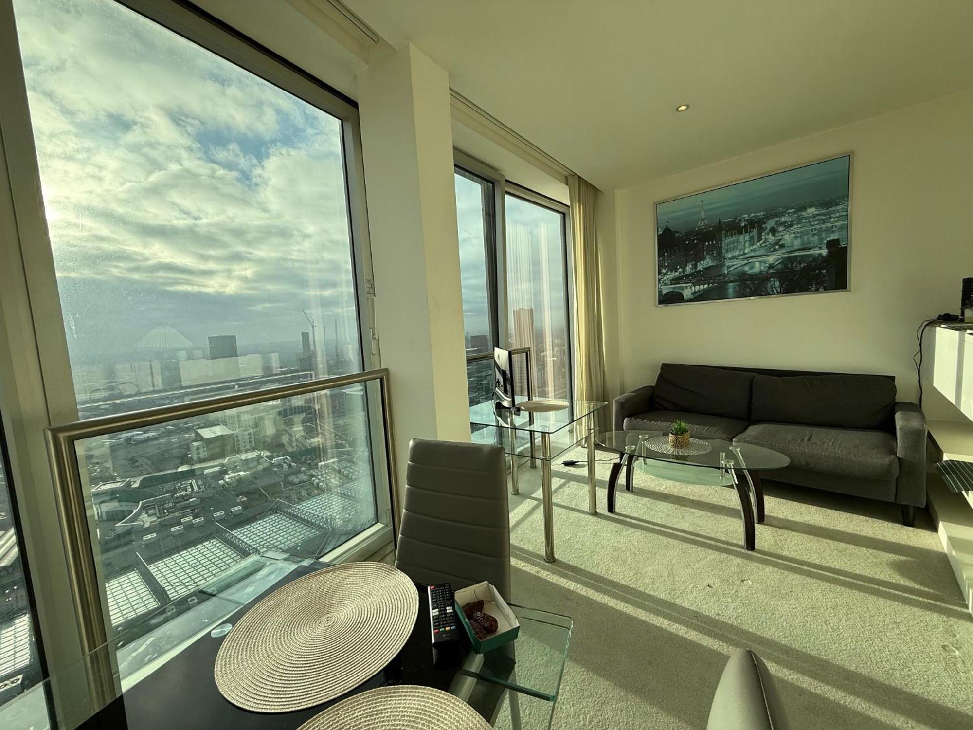 Stunning!!! City-Center!! Retreat With Modern Amenities バーミンガム エクステリア 写真