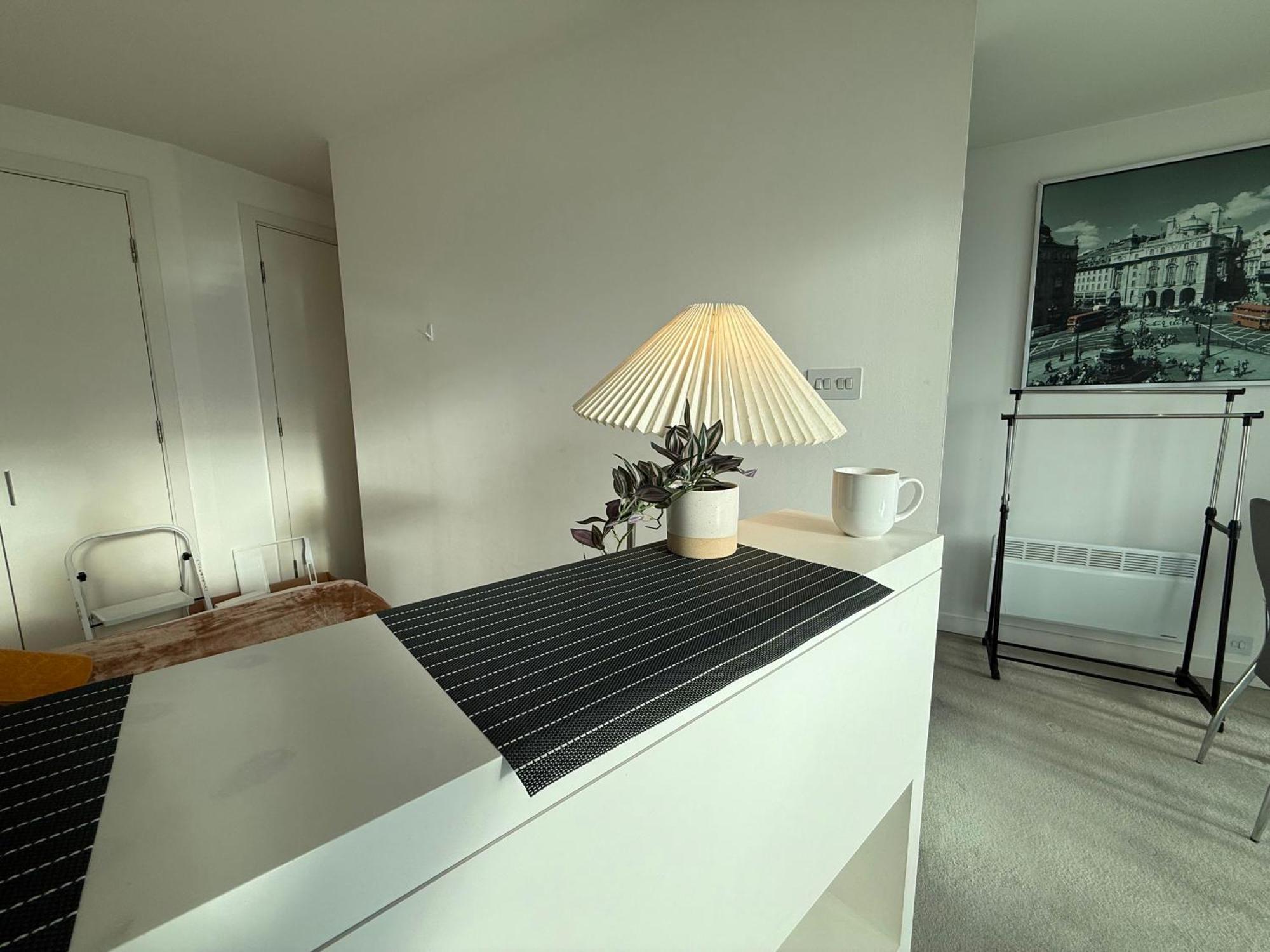 Stunning!!! City-Center!! Retreat With Modern Amenities バーミンガム エクステリア 写真