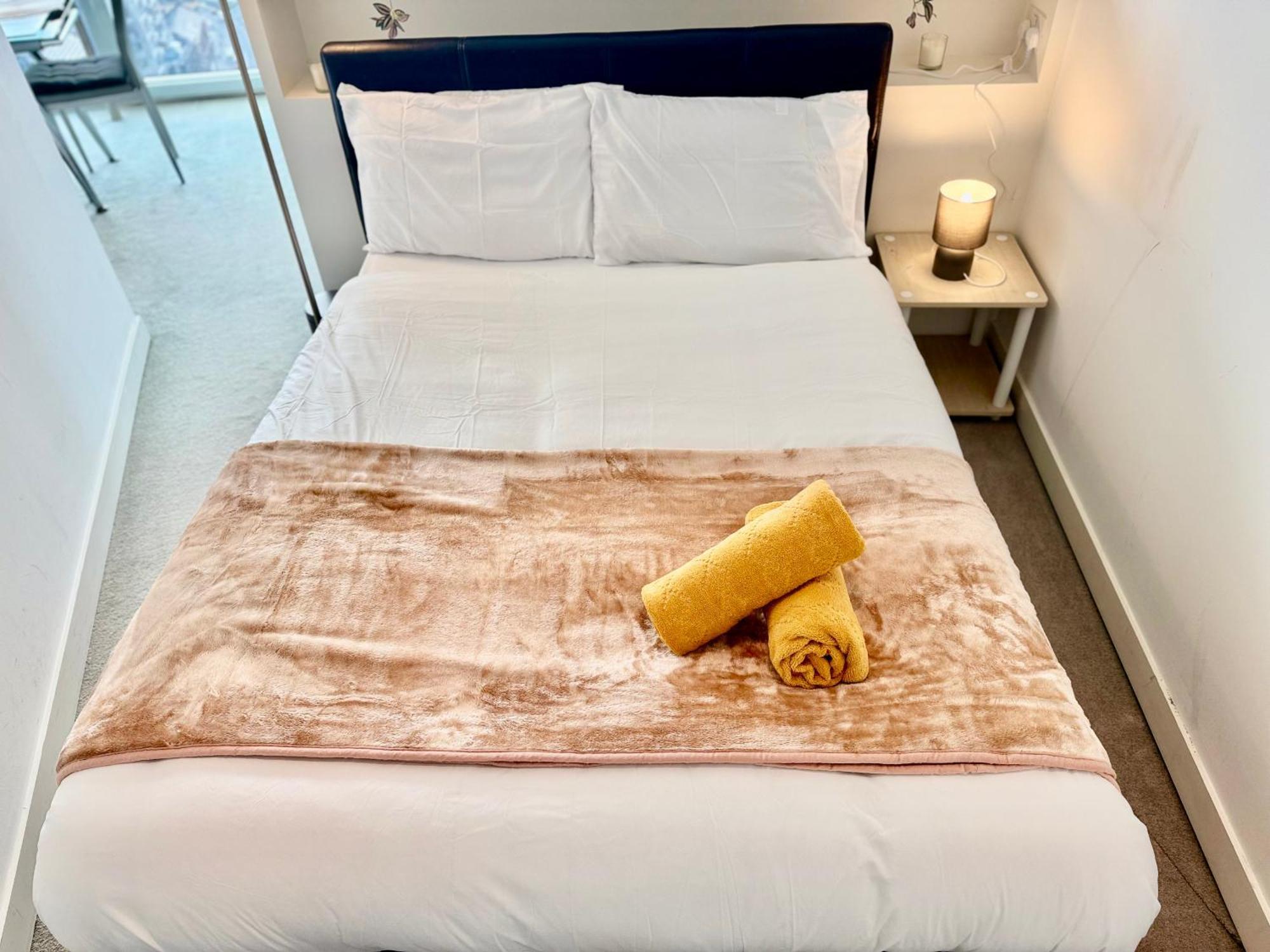Stunning!!! City-Center!! Retreat With Modern Amenities バーミンガム エクステリア 写真