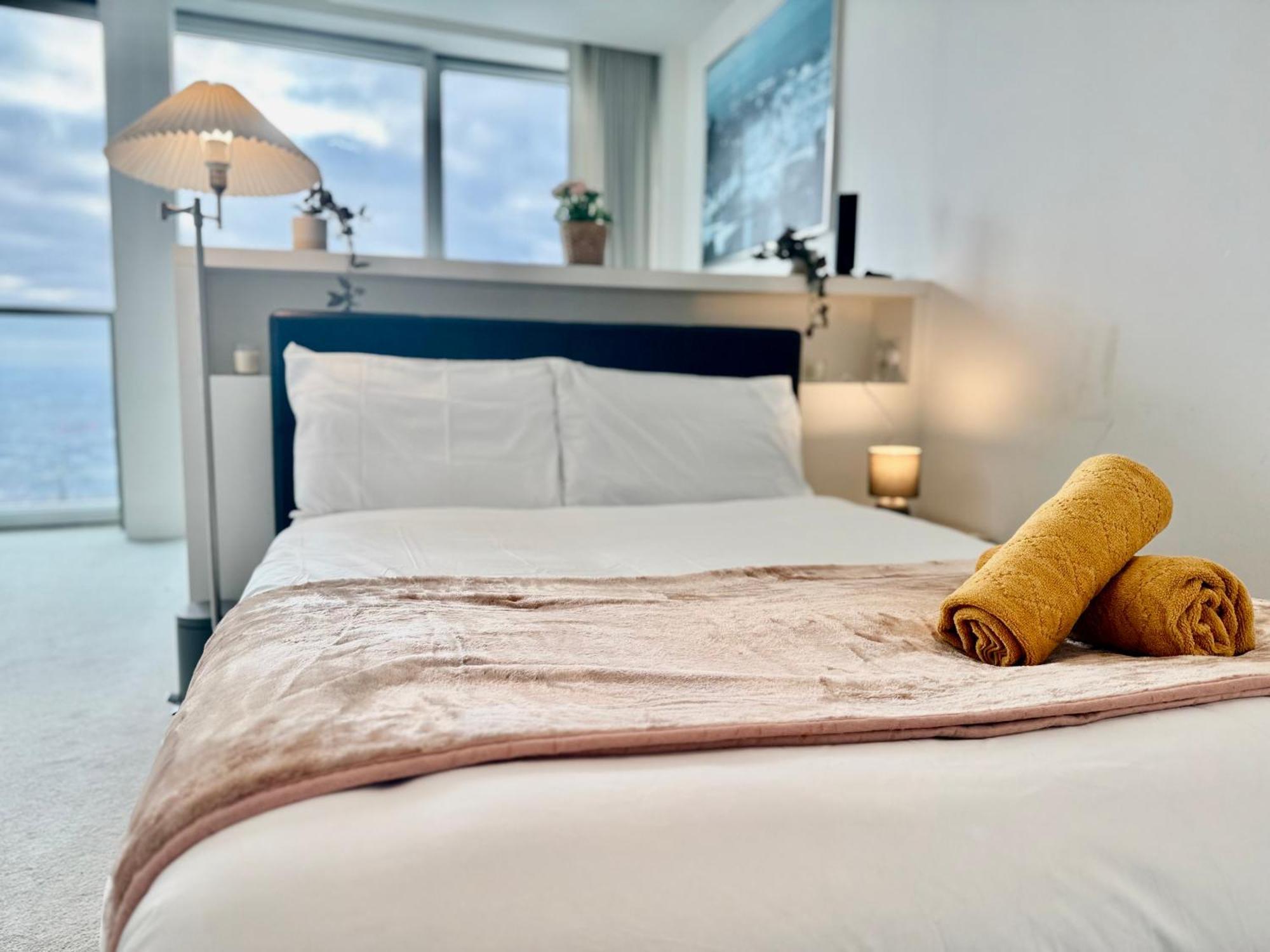 Stunning!!! City-Center!! Retreat With Modern Amenities バーミンガム エクステリア 写真
